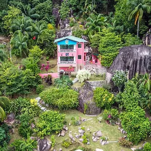 *** Gasthof Les Elles Self Catering Seychellen
